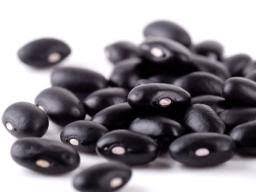 Black beans are a source of soluble fiber