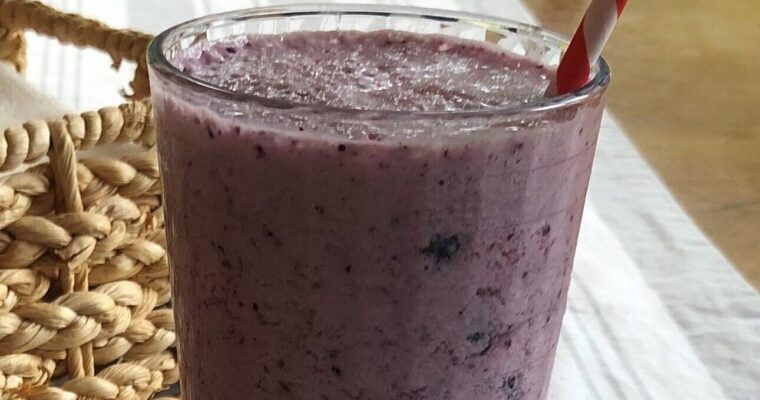Blueberry Pineapple Smoothie… with almond milk and Greek yogurt.