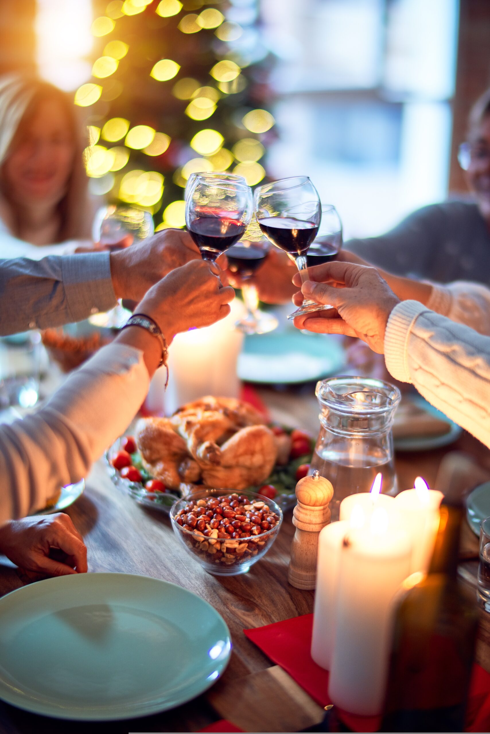 5 easy ways to maintain your healthy eating habits through the holidays.